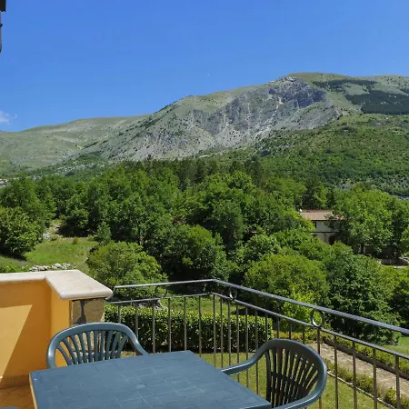 Scenic Loft In Near Museo Della Lana سكانو